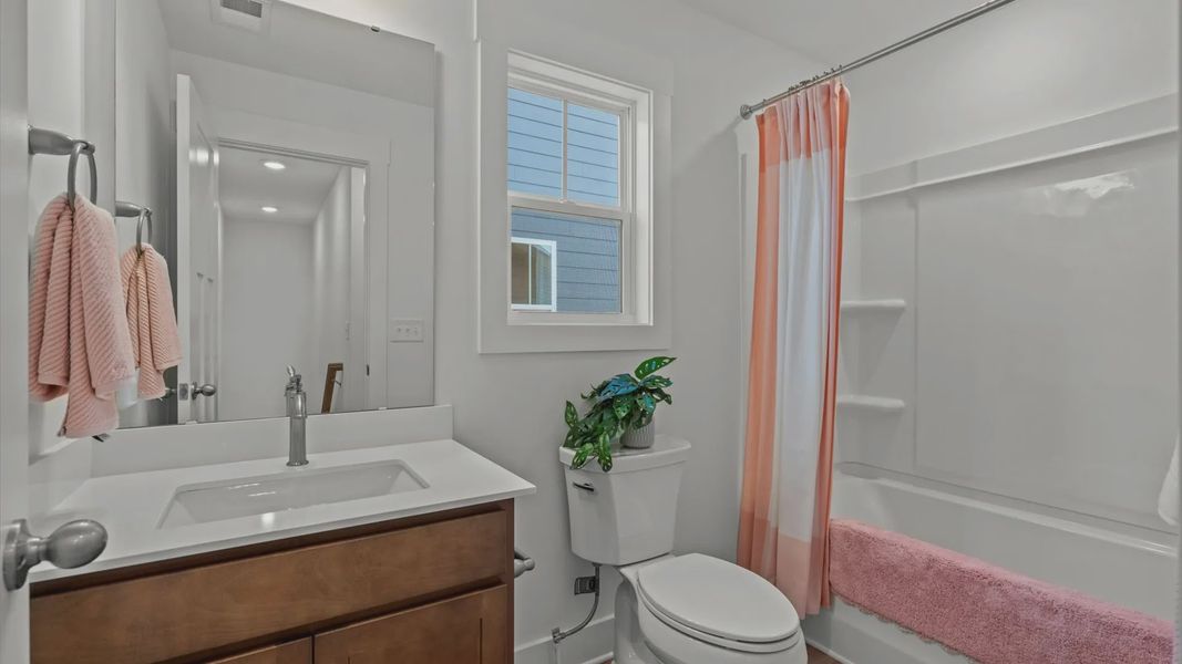 Representative furnished interior of a home built from the Parker by DRB Homes in Harrier Point, Woodruff (Image 16). Representative furnished interior of a home built from the Parker by DRB Homes in Harrier Point, Woodruff (Image 16).