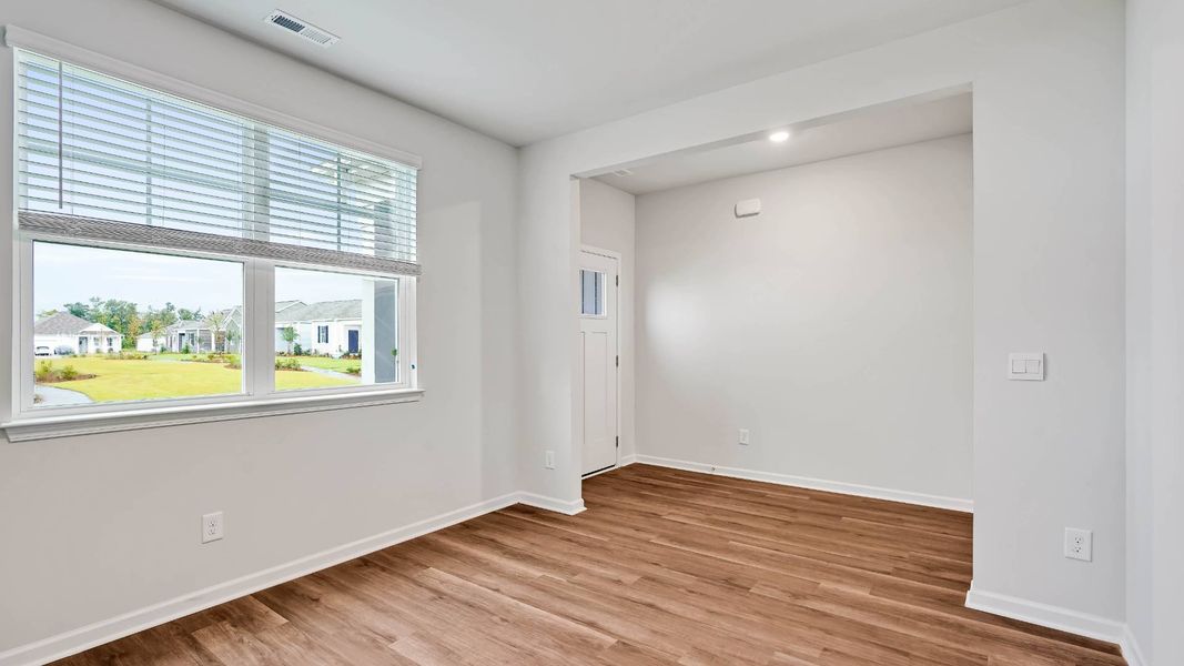 Spacious, unfurnished interior of a new home in Sidbury Station, Castle Hayne (Image 21).