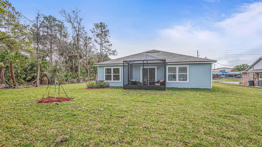 Image 28 representing the CALI by D.R. Horton in Palm Coast Homesites, Palm Coast, FL. Image 28 representing the CALI by D.R. Horton in Palm Coast Homesites, Palm Coast, FL.