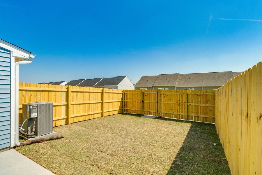 Exterior details and patio area of a home in Astoria, Columbia (Image 4).