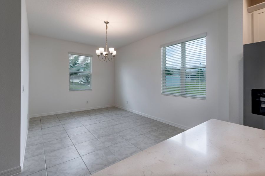 Stylish Dining Area in Central Florida Single-Family Home