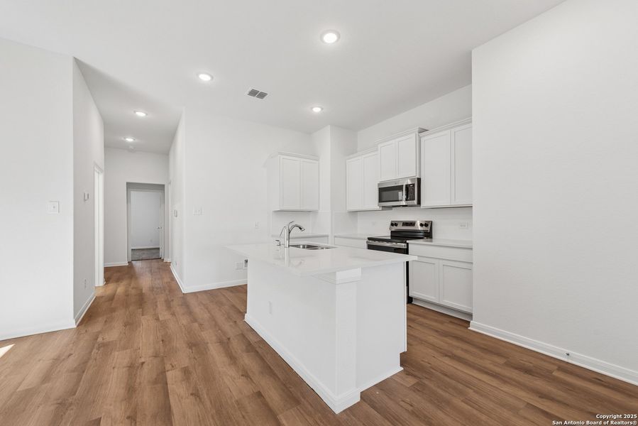 Furnished interior view inside a new home in Park Place, New Braunfels (Image 6).