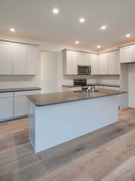 Classic Kitchen W/ Upgrades Classic Kitchen W/ Upgrades