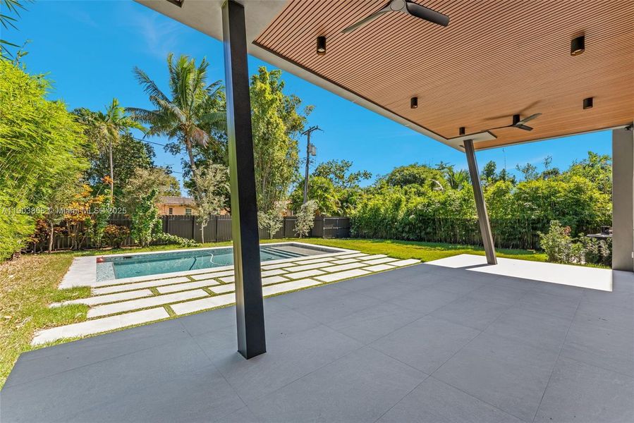 Exterior details and patio area of a home in , Miami Springs (Image 18).