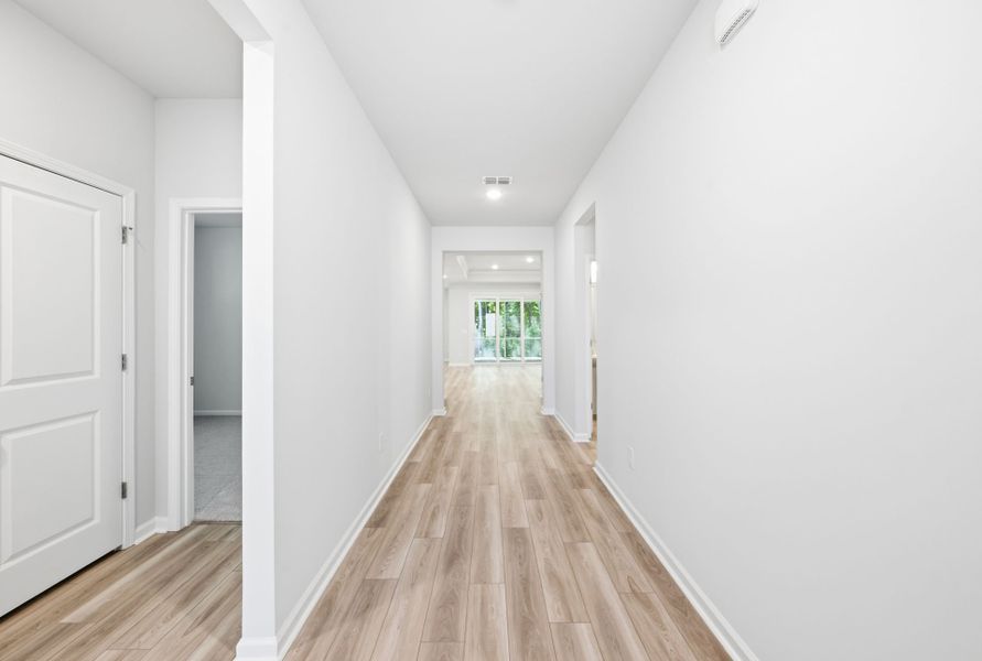 Spacious, unfurnished interior of a new home in Grand Arbor, Blythewood (Image 19). Spacious, unfurnished interior of a new home in Grand Arbor, Blythewood (Image 19).