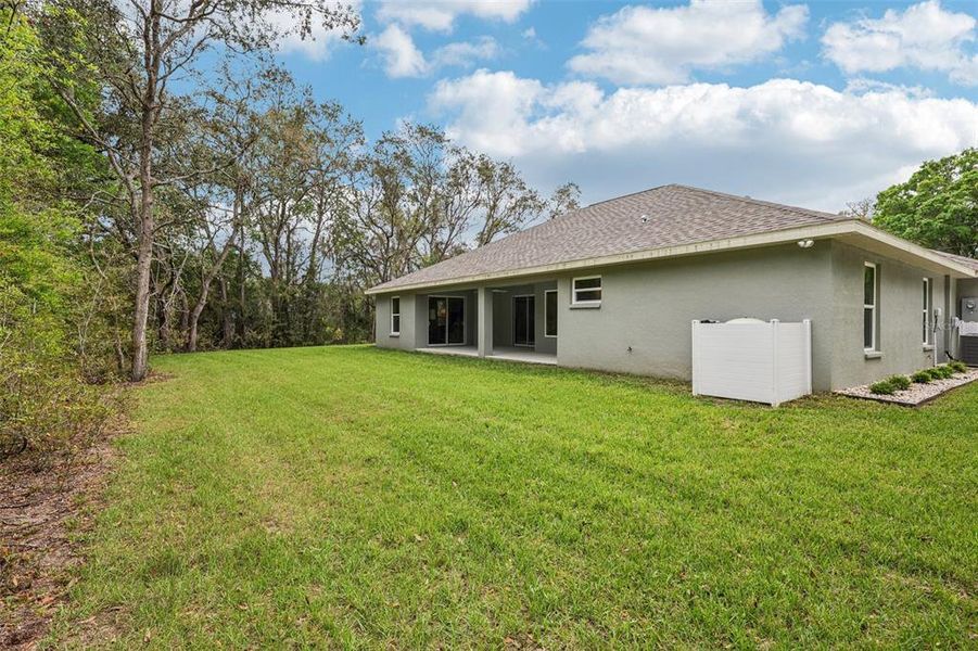 Exterior details and patio area of a home in , Hernando (Image 23).