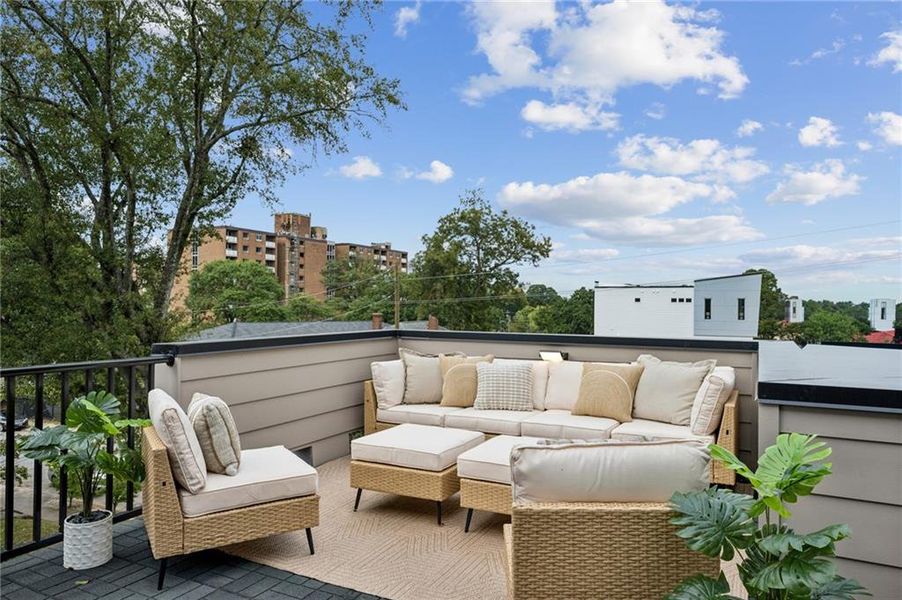 Image 47 of a home in .