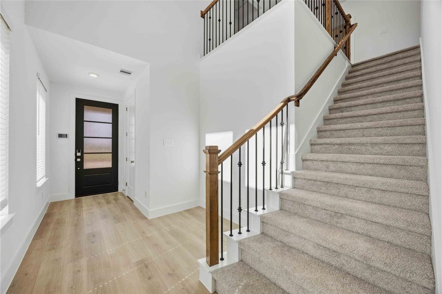 Spacious, unfurnished interior of a new home in Arabella on the Prairie, Richmond (Image 19).