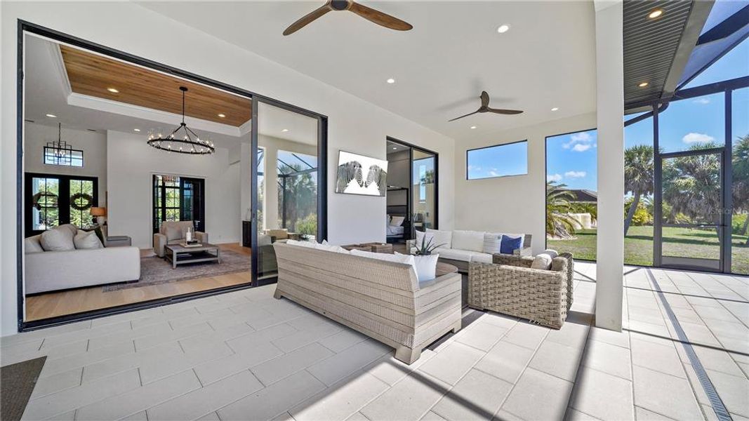 Exterior details and patio area of a home in , Port Charlotte (Image 30).