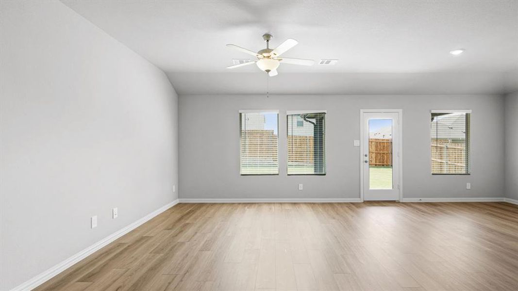 Photo is not of the actual home, but is an inspirational photo of builder’s model home and may depict options, furnishings, and/or decorator features that are not included. Photo is not of the actual home, but is an inspirational photo of builder’s model home and may depict options, furnishings, and/or decorator features that are not included.