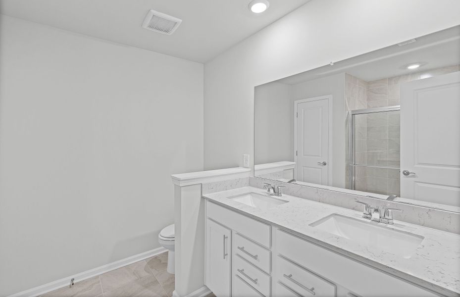 Furnished interior view inside a new home in Avery Ridge, Gainesville (Image 9).