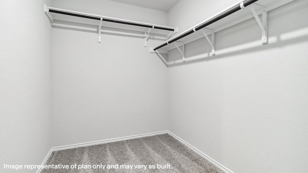 Spacious, unfurnished interior of a new home in Blue Ridge Ranch, San Antonio (Image 21).