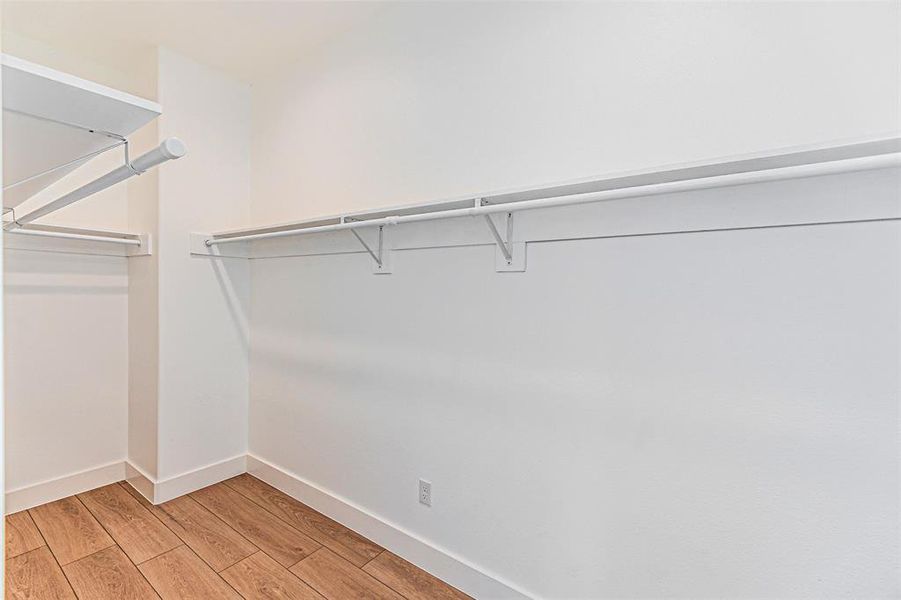 Spacious, unfurnished interior of a new home in , Dallas (Image 21).