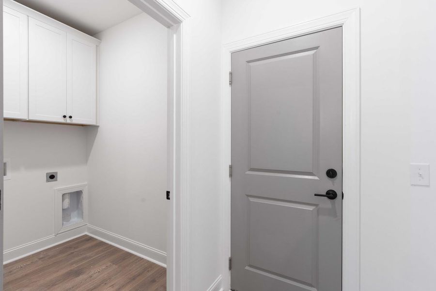 Image 39 of a home in Hayes Park.