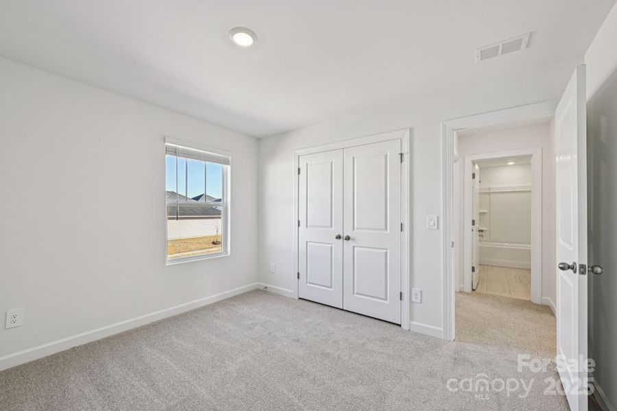 Spacious, unfurnished interior of a new home in Oxford Station, Salisbury (Image 22).