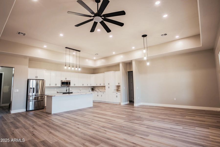 tempImage5z7YZK tempImage5z7YZK