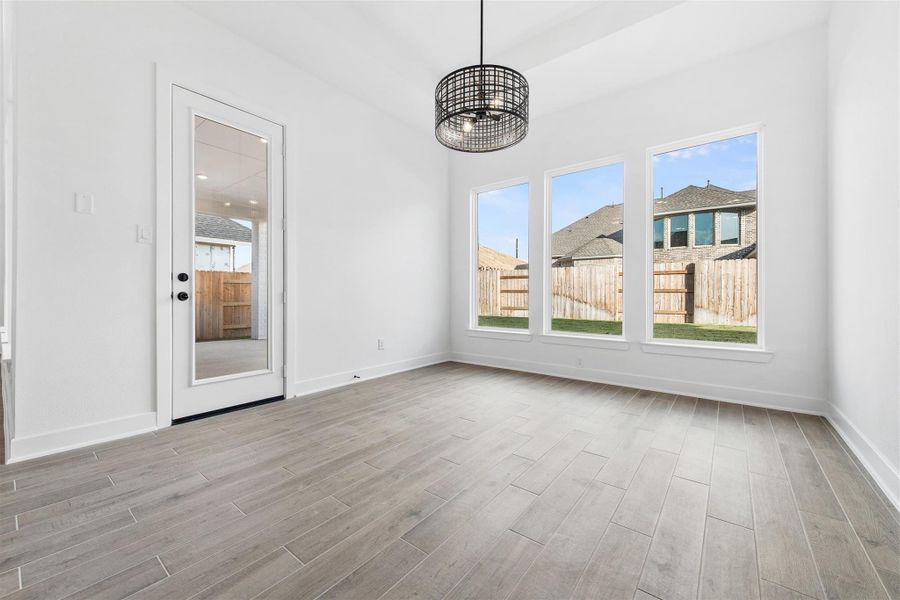 Representative image. Features, specifications, selections and colors may vary. Representative image. Features, specifications, selections and colors may vary.