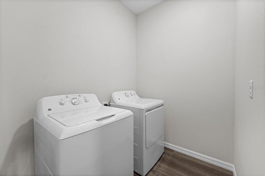 Close-up of interior finishes inside a home in , Weeki Wachee (Image 15).