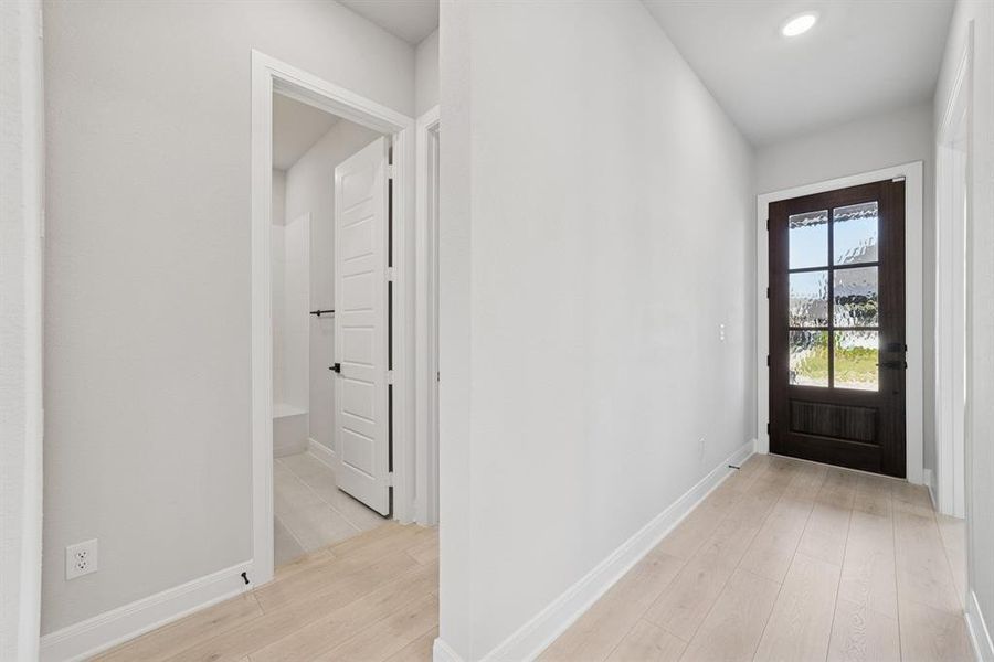 Spacious, unfurnished interior of a new home in Mantua Point Gardens, Van Alstyne (Image 24). Spacious, unfurnished interior of a new home in Mantua Point Gardens, Van Alstyne (Image 24).