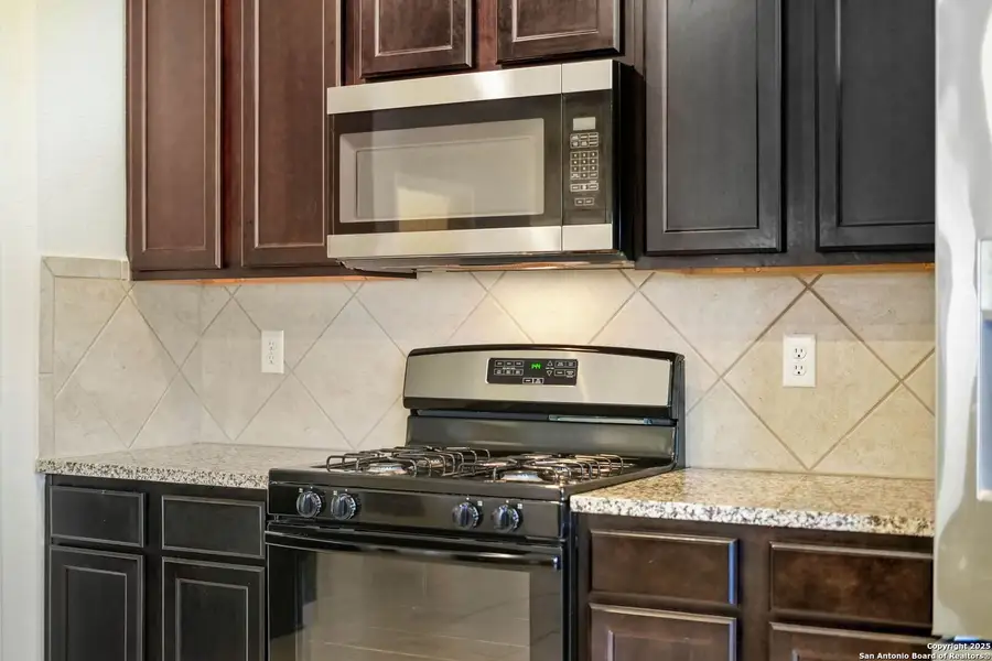 Image 49 of a home in Abbott Place.