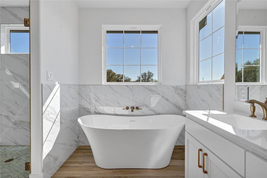 Furnished interior view inside a new home in Oak Water Ranch, Granbury (Image 6). Furnished interior view inside a new home in Oak Water Ranch, Granbury (Image 6).