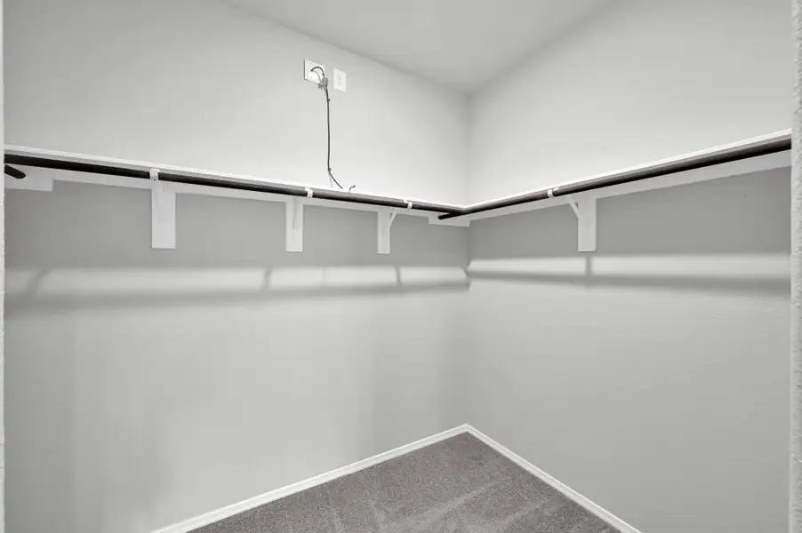 Image 2 of a home in Hidden Creek.