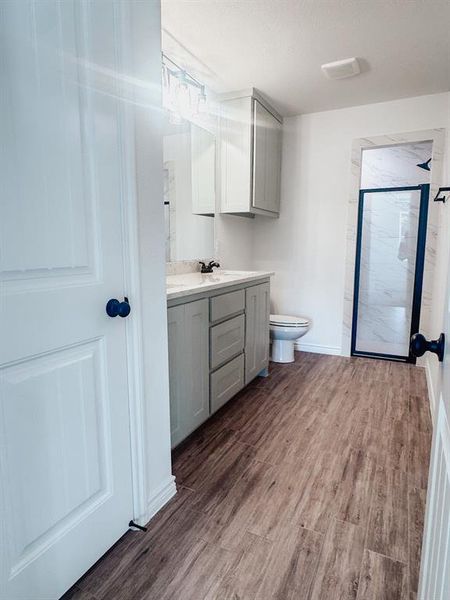 Furnished interior view inside a new home in , Springtown (Image 4).