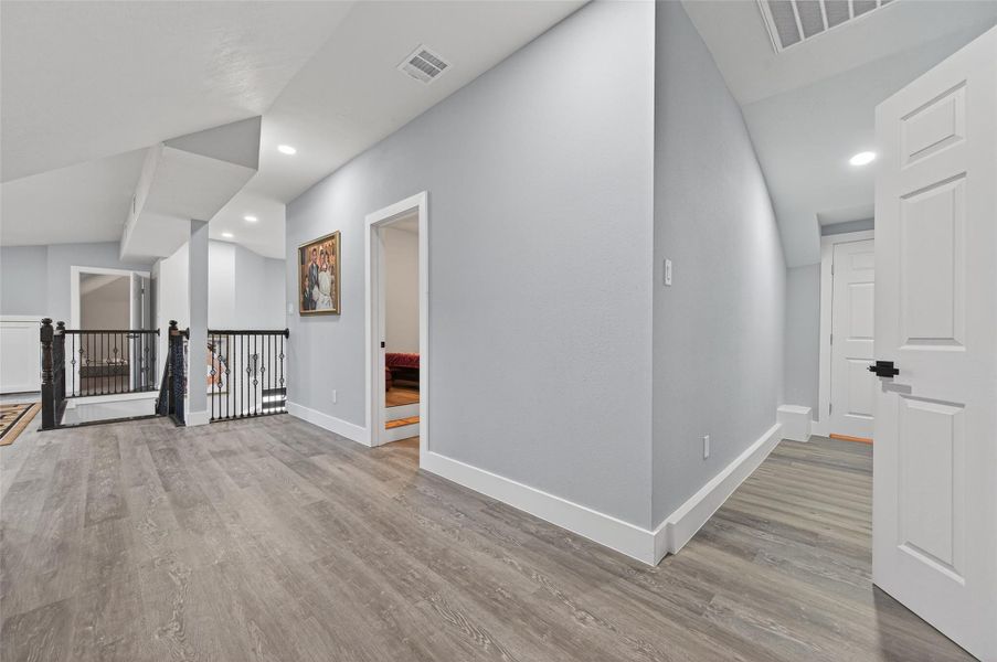 Spacious, unfurnished interior of a new home in , Conroe (Image 22). Spacious, unfurnished interior of a new home in , Conroe (Image 22).