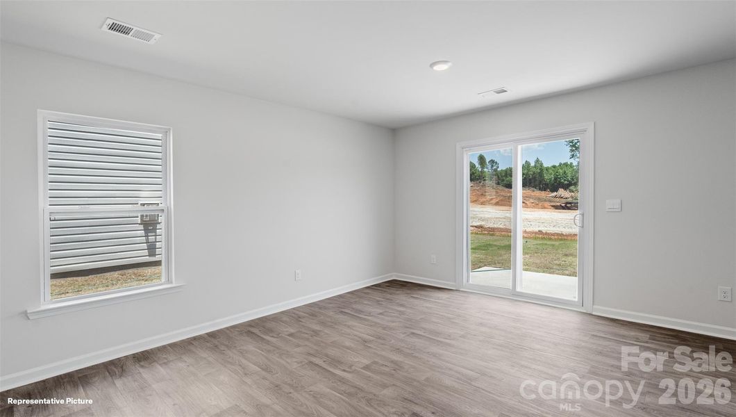 Spacious, unfurnished interior of a new home in The Hamptons at Hickory, Hickory (Image 14).