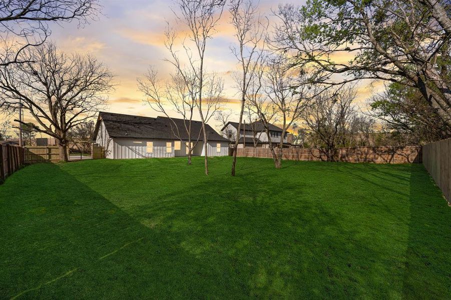 Exterior details and patio area of a home in , Terrell (Image 24).