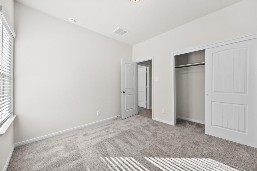 Spacious, unfurnished interior of a new home in Enclave at Dobbin, Magnolia (Image 18).