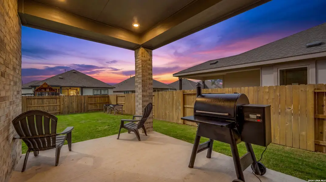 Exterior details and patio area of a home in Meyer Ranch, New Braunfels (Image 3).