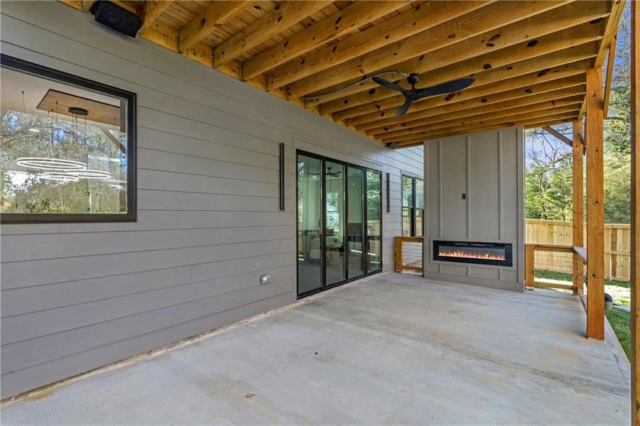 Exterior details and patio area of a home in , Decatur (Image 38).