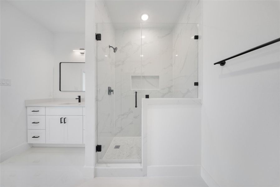 Image 21 of a home in .