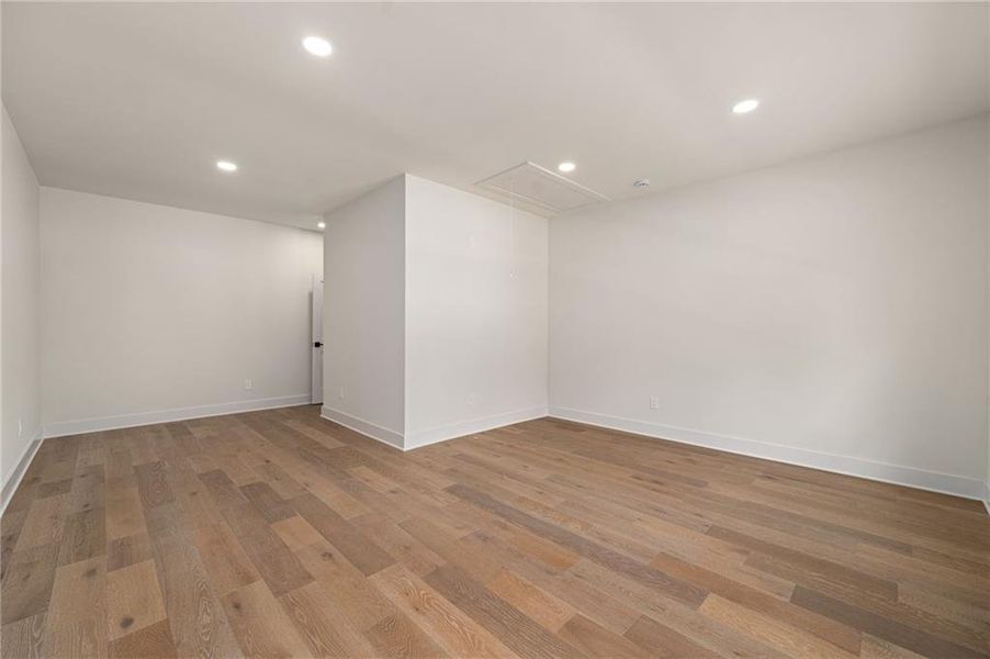 Spacious, unfurnished interior of a new home in , Atlanta (Image 46).
