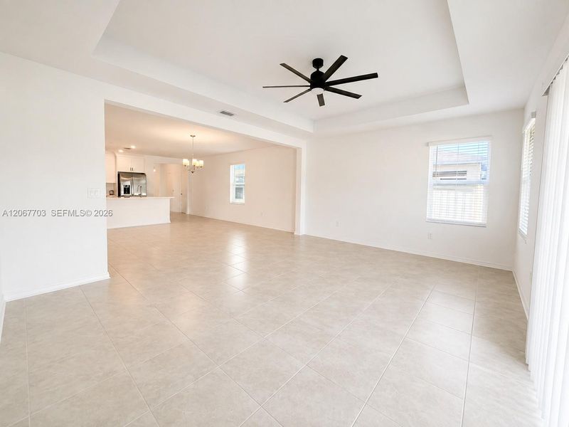 Spacious, unfurnished interior of a new home in Summerwoods, Parrish (Image 12).
