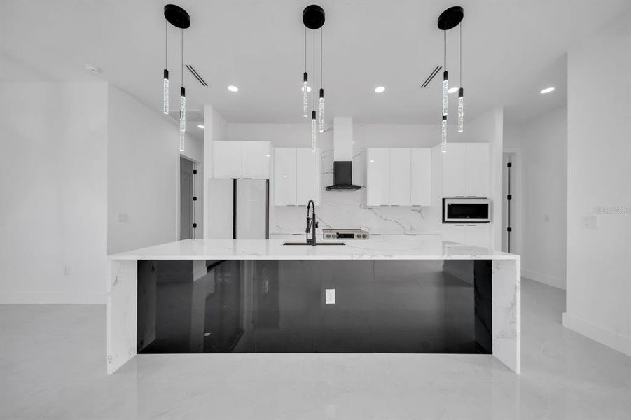 Furnished interior view inside a new home in , Lehigh Acres (Image 5).