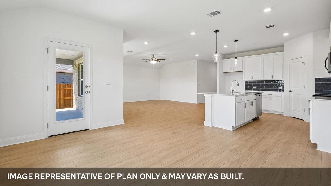 Spacious, unfurnished interior of a new home in Riverview, Georgetown (Image 17).
