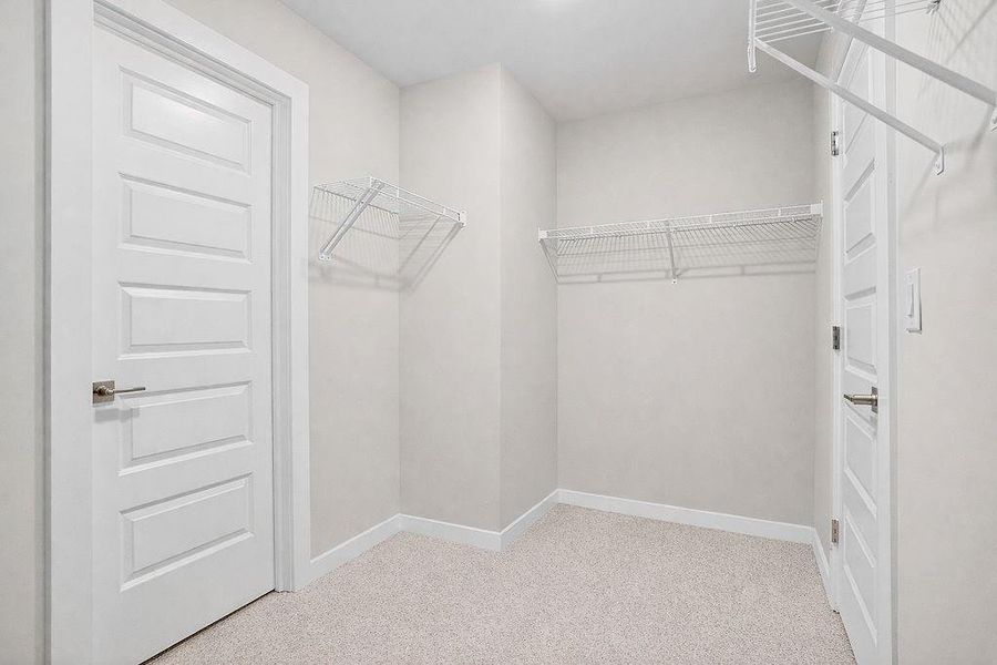 Spacious, unfurnished interior of a new home in The Manor at Gainesville Township, Gainesville (Image 19).