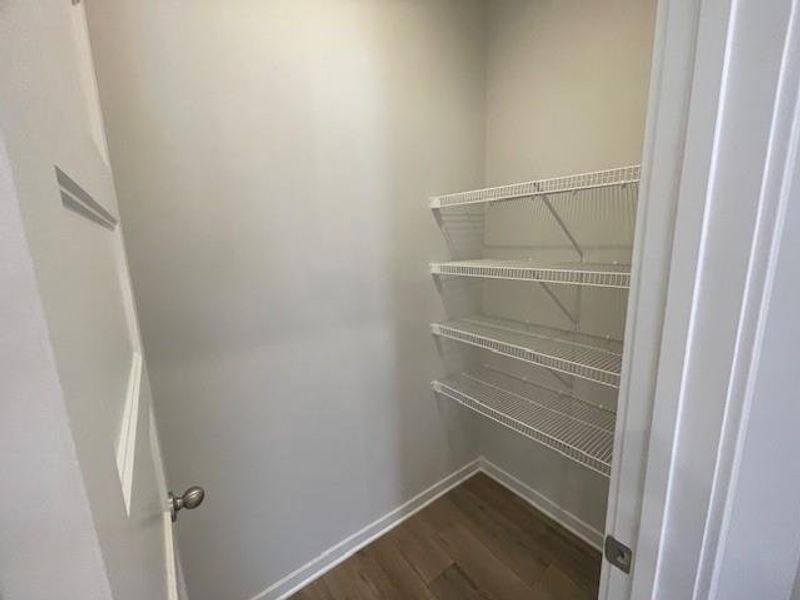 Spacious, unfurnished interior of a new home in Ponderosa Farms Estates, Gainesville (Image 26).