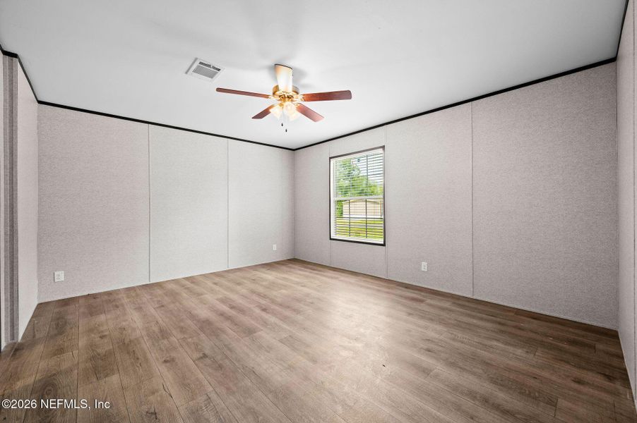 Spacious, unfurnished interior of a new home in , Lake City (Image 29).