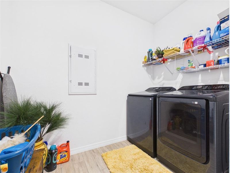 Furnished interior view inside a new home in , Ocala (Image 44).