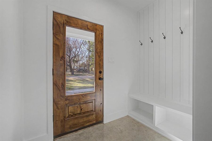 Spacious, unfurnished interior of a new home in , Pottsboro (Image 24).