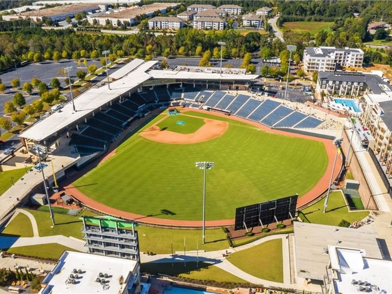Image 25 of a home in Melody Lakeside Estates.