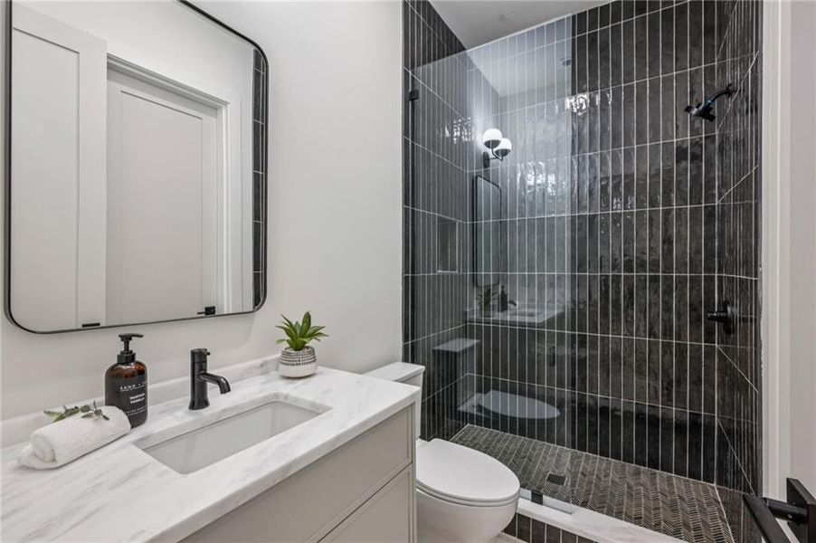 Furnished interior view inside a new home in , Atlanta (Image 46). Furnished interior view inside a new home in , Atlanta (Image 46).