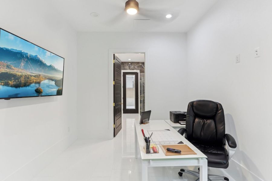 Furnished interior view inside a new home in , Houston (Image 11).