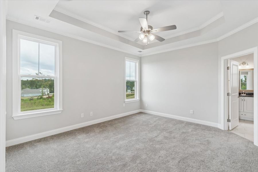 Spacious, unfurnished interior of a new home in Sinclair at Crawford Creek, Grovetown (Image 26).