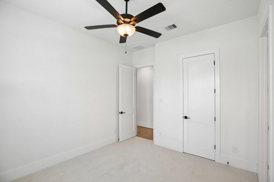 Spacious, unfurnished interior of a new home in Homestead Hill, New Waverly (Image 28).