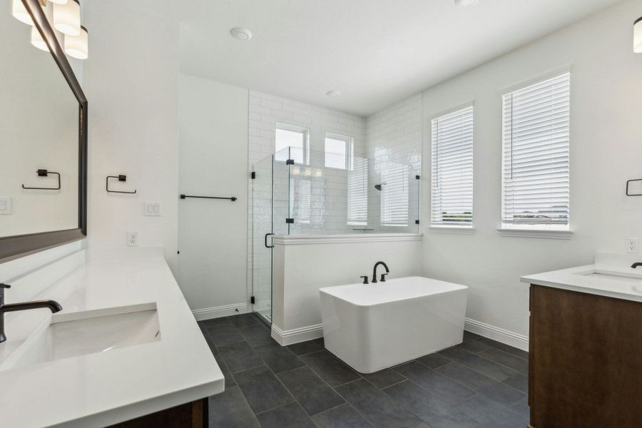 Representative furnished interior of a home built from the Harris by Kindred Homes in Berkshire Estates, Mesquite (Image 11).