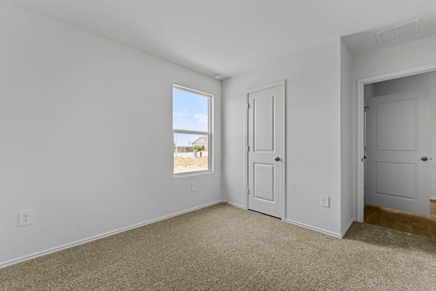 Spacious, unfurnished interior of a new home in , Kyle (Image 13).